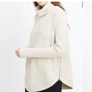 VINCE Turtleneck Sweater, white, curved hem, zipper sides, 100% cotton, medium